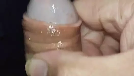 Sert. Islak. Kaygan. Isteyen. Ihtiyacı.