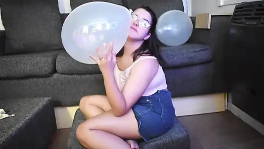 Beyaz balonlar sakso ve pop rahatlatıcı terapi - bunny looner