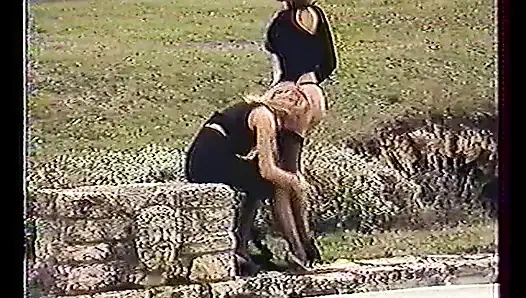 Beni tüm deliklerden sik