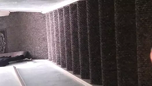 Büyük memeli sarışın