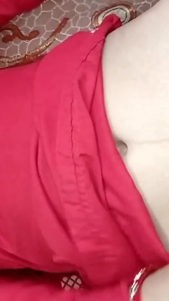 Незабываемый момент из "стройную девушку трахнул квартирант - полное видео с аудио, часть 1"