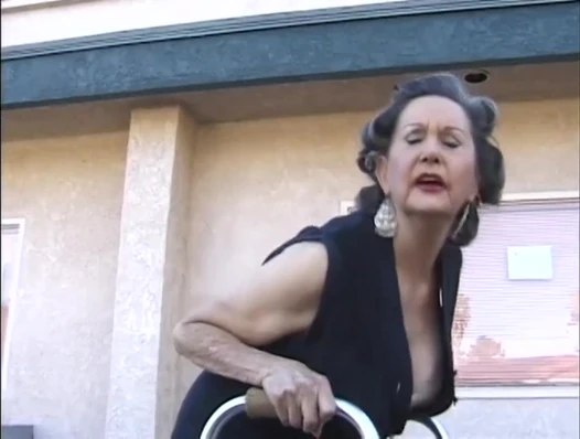 Old fucking Bitches!!! - Chapter #04