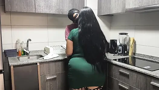 Üvey anne ve ateşli mutfağı