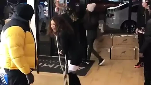 Yanlış deliğe koydun!