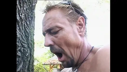 Ekmek, peynir ve yarak Scn04