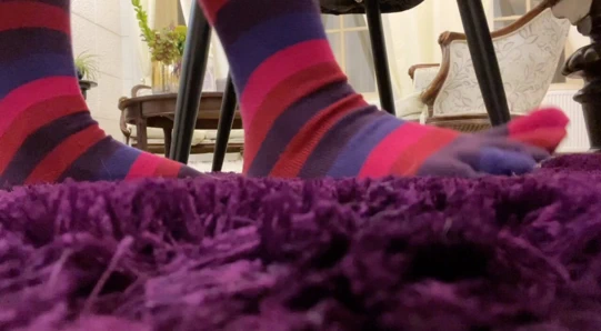 Kabarık ve ihale ayak fetişi itibaren metres lara