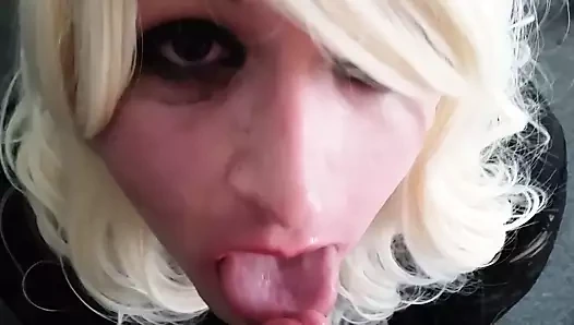 Travesti döl yutuyor