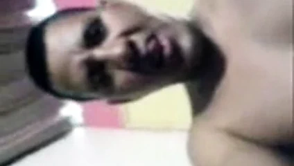 Genç arabian becerdin tarafından büyük horoz