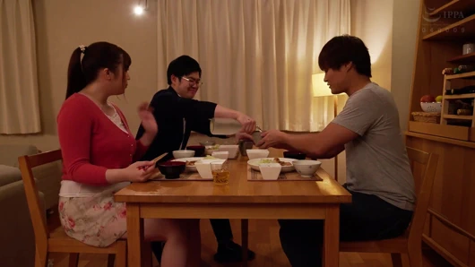 Benim tombul h fincan oyuncak karım - mahalle tarafından boynuzlandı