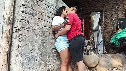 I meet my friend secretly to experience kissing and sucking between two girls
