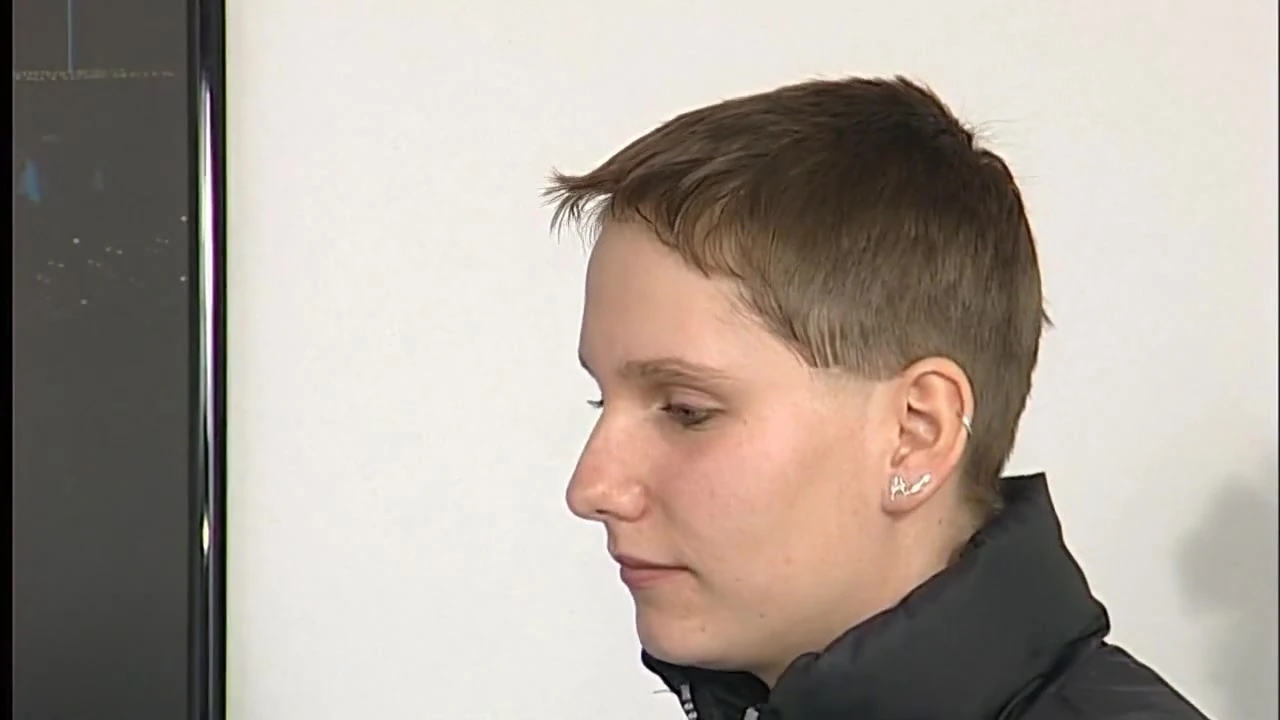 Deutsches Teen Hanna hat eine sehr niedrige Schamgrenze