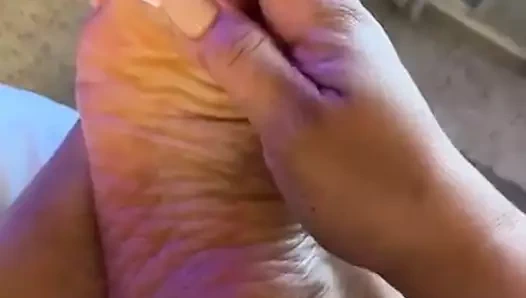 Buruşuk tabanlar canlı yayın