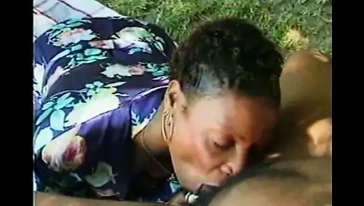 oyuncak ve havuz adam