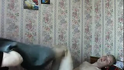 kam ile Rus ev kadını