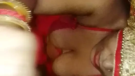 Hintli deshi köyü ateşli seksi üvey anne üvey oğlunu sikiyor ev yapımı seks anne oğlu rial chudai videosu ve Hintçe edepsizce konuşuyor