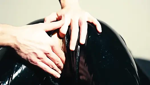 Poposuna parmağıyla vajinamı mastürbas ediyor