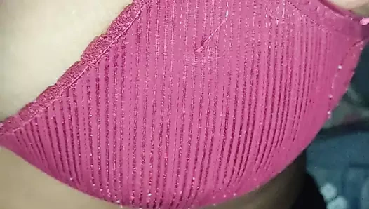 Nepalli wifie mastürbasyonu.ve tanrı lado emiyor