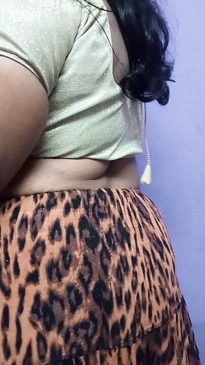 Seksi teyze dans ediyor