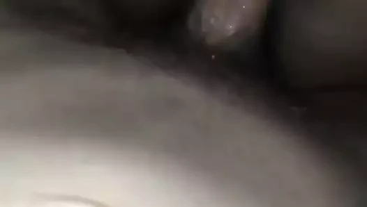 Kremsi sikme itibaren arkasında