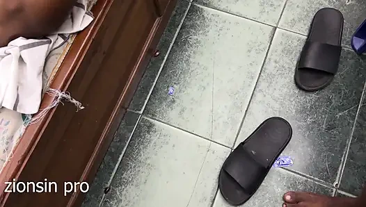 Üvey Annem Yokken Büyük Götlü Müslüman Üvey Kız Kardeşimi Sikiyorum