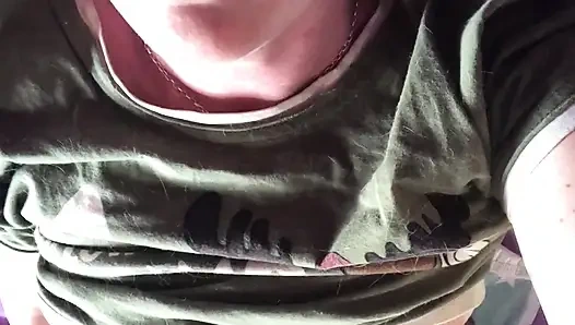 Fetlife'dan 28. 390 lbs curvyteenqueen hakkında fanteziler kuruyorken patlayıcı fışkırtmalı orgazm