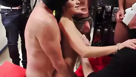 JulieSkyligh in GangBang