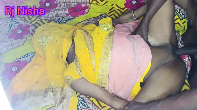 Hintli yenge büyük amcık seksi tarafından hasband rj nisha