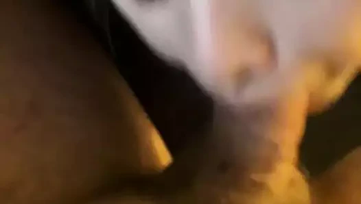 chubby arkadaş verir iyi kafa