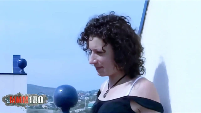 Steffy harika steffy terasta dans ediyor ve soyunuyor