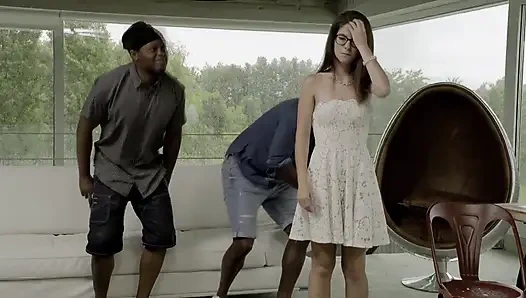 Rocco Ateşli Hatunların Ayak Fetişi Sert Sikişiyor