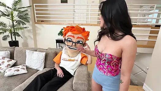 Büyük memeli phoebe kalib'i porndudecasting'de sert siktim ve yüzünü dölle boyadım