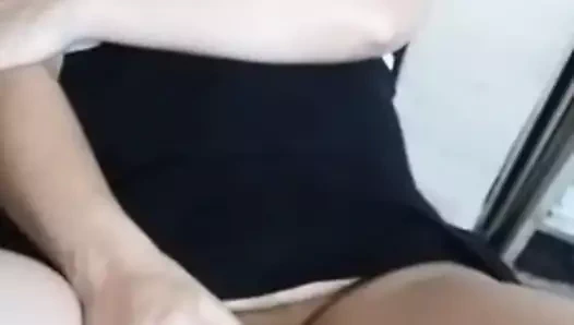 Ben ofiste mastürbasyon yaparken şaşırdım