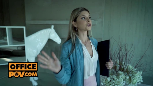 Bakış açısı - yeni emlakçın Gina Gerson'ın yerinde sikişiyor