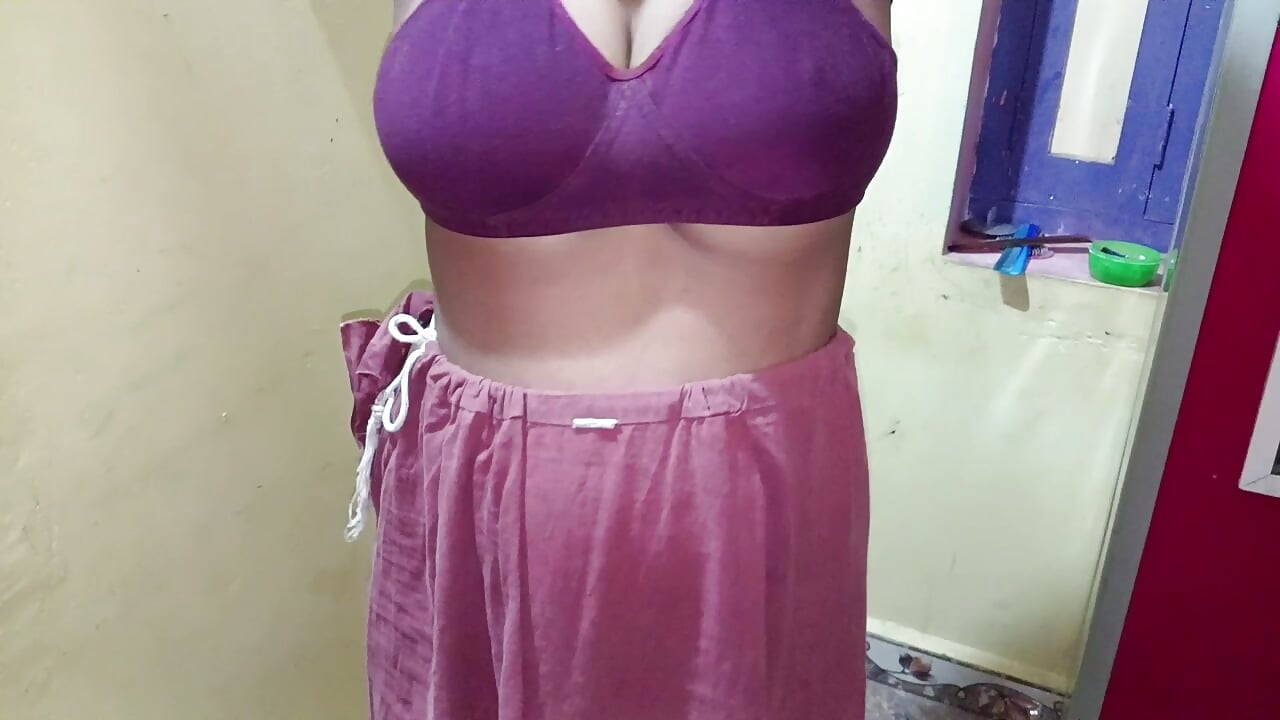 (2026 Mutlu Yıllar) Tamil ponnu monika çok sıkı amcıklı seks videosu (bölüm 1).