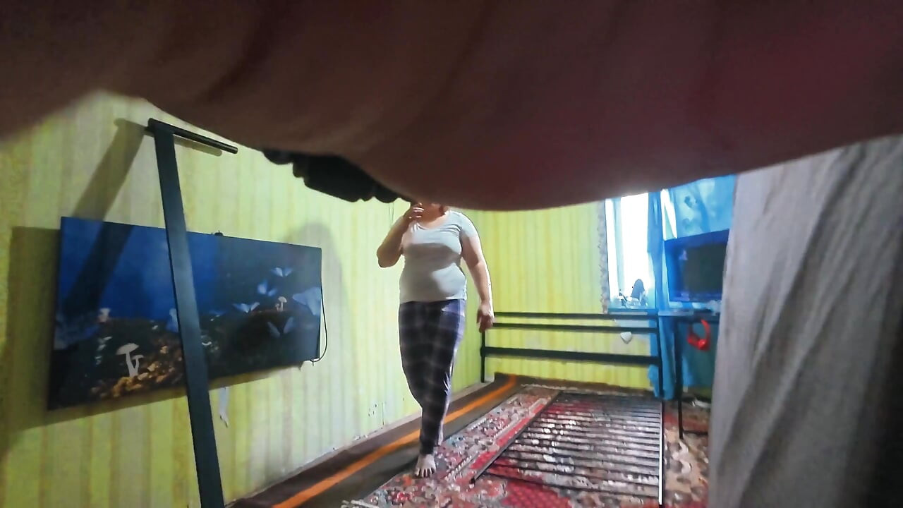 Kamera Arkası, Kesilmemiş. Yeni Bir Seks Yatağı inşa Ediyoruz