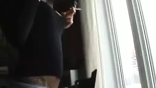 Pretty blonde farting in jeans