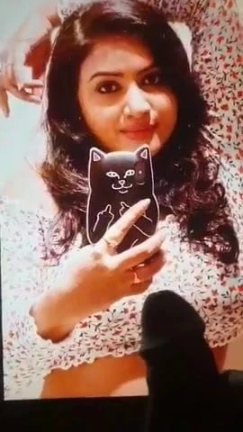 Cumtribute üzerinde janani ashok kumar tarafından aç çük