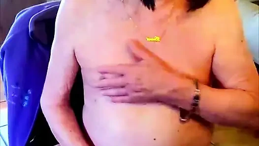 Boşal, seni kafese hapsedilmiş sürtük