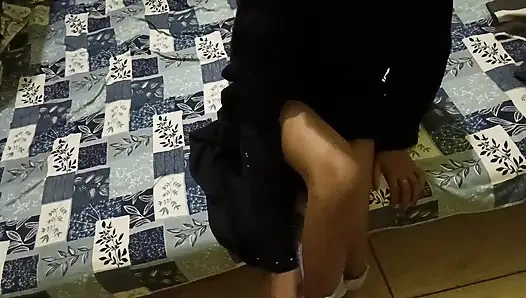 Fucked My Muslim GF Right After Namaaz in Her Room - She Was Alone & Horny