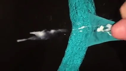 Kız arkadaşımın külotuna boşalmak