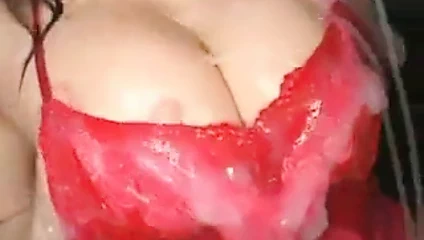 Harika Asyalı 43 gooey memeler