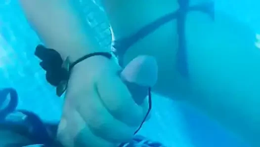 Kız arkadaşımla havuzda sikişmek Mutlu Son bölüm 2