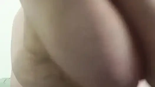 Zıplayan göğüsler