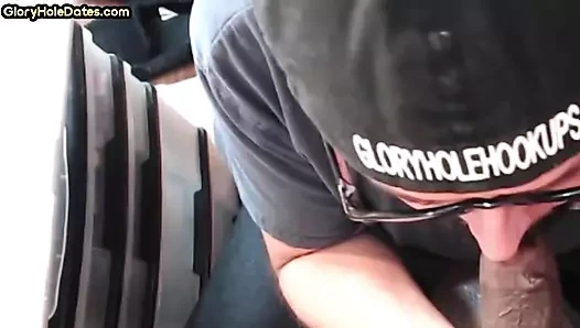 Seks deliği amatör dilf evde mastürbasyon yapıyor ve yarak emiyor