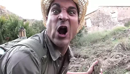 Iki şaşırtıcı Alman sluts kahrolası ile bir sert horoz züppe