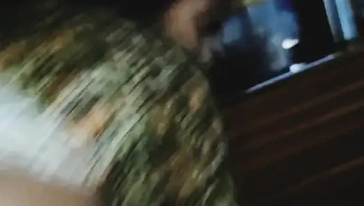 Hintli teyze domaltarak sikişiyor