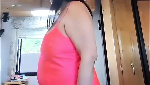 Külotumu çıkardım! Yala beni!