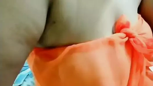 bengalce bhabi melodi mastürbasyon