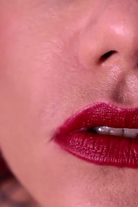 Güzel ağzıma vur!