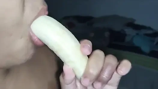 Üçüncü sezon - bts - iri güzel kadın muz 4k gırtlağına kadar alıyor sürtük... Yemek sevenler hazırlanıyor